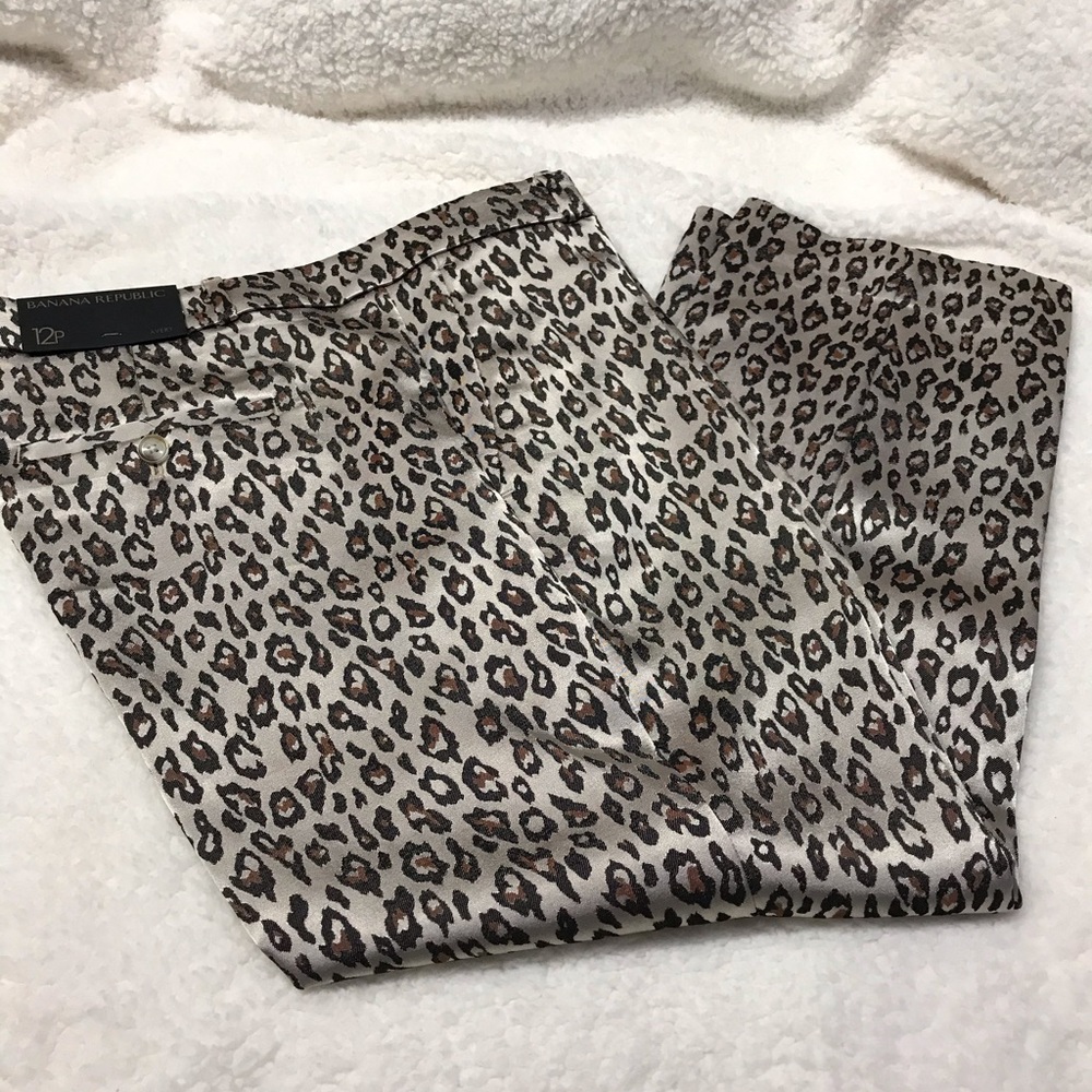 Banana republic leopard print Avery pants NWT 12